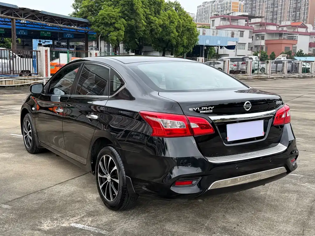 Nissan Sylphy — фото 14
