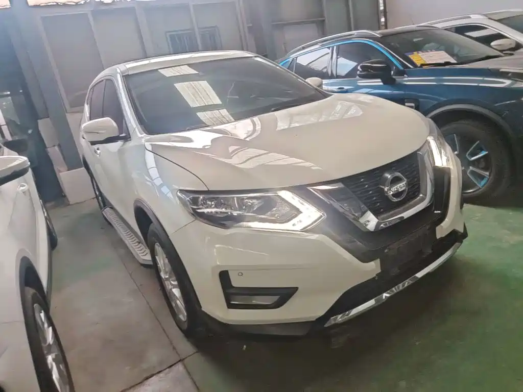 Nissan X-Trail — фото 22