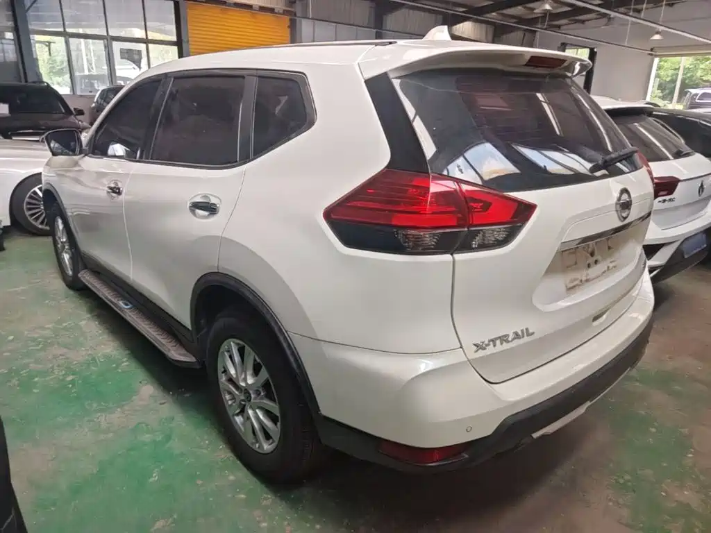 Nissan X-Trail — фото 23