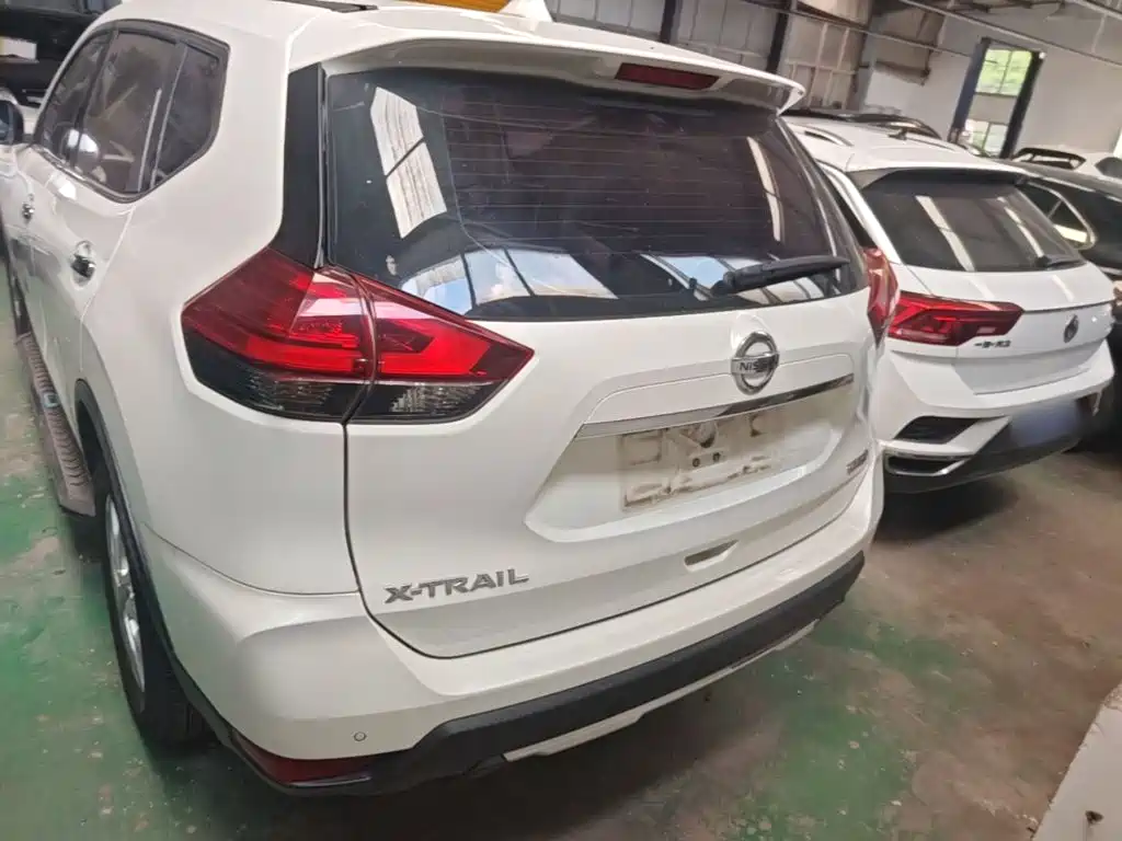 Nissan X-Trail — фото 4