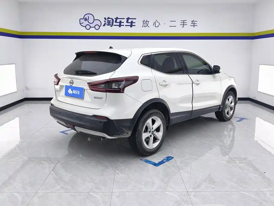 Nissan Qashqai — фото 3