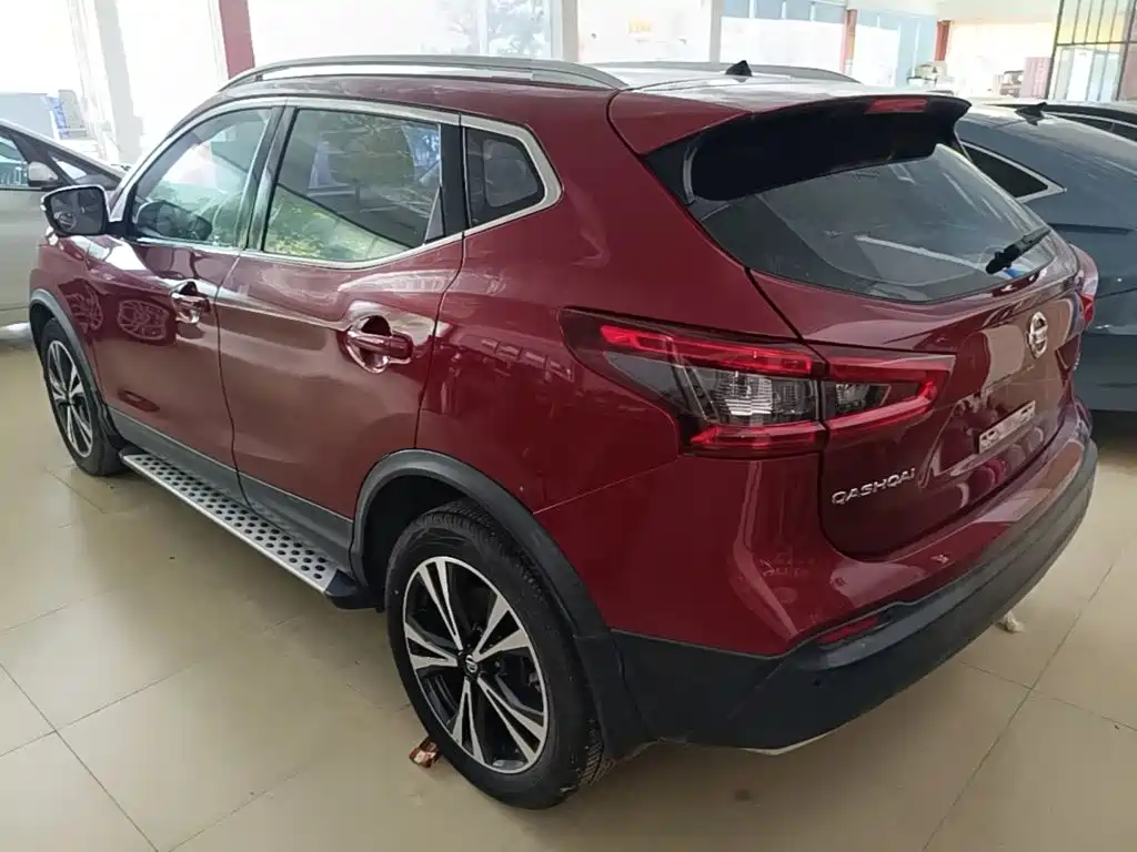 Nissan Qashqai — фото 5