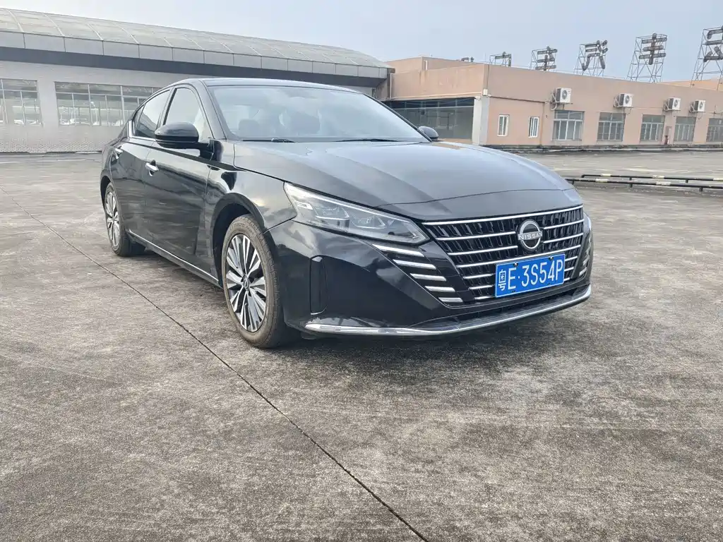 Nissan Teana — фото 15