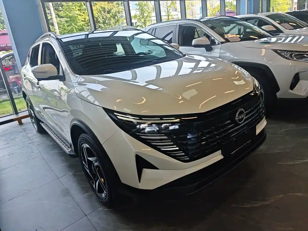 Nissan Qashqai — фото 4