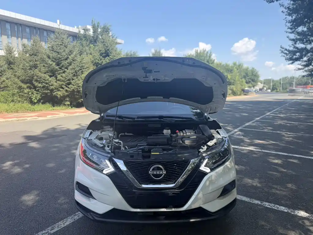 Nissan Qashqai — фото 13