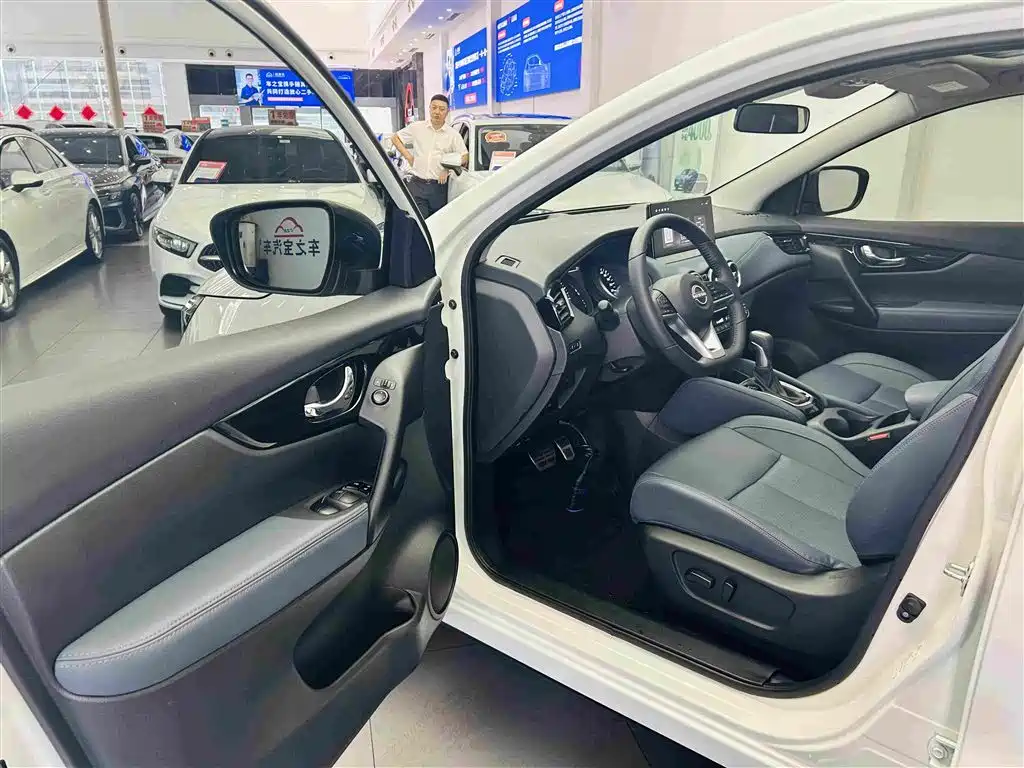 Nissan Qashqai — фото 20