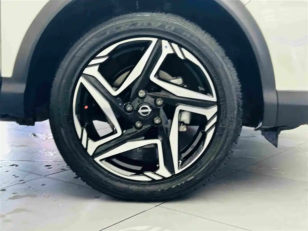 Nissan Qashqai — фото 10