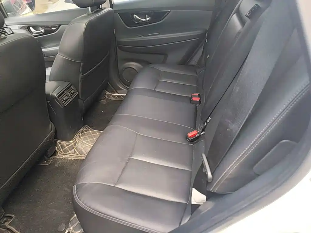 Nissan X-Trail — фото 17