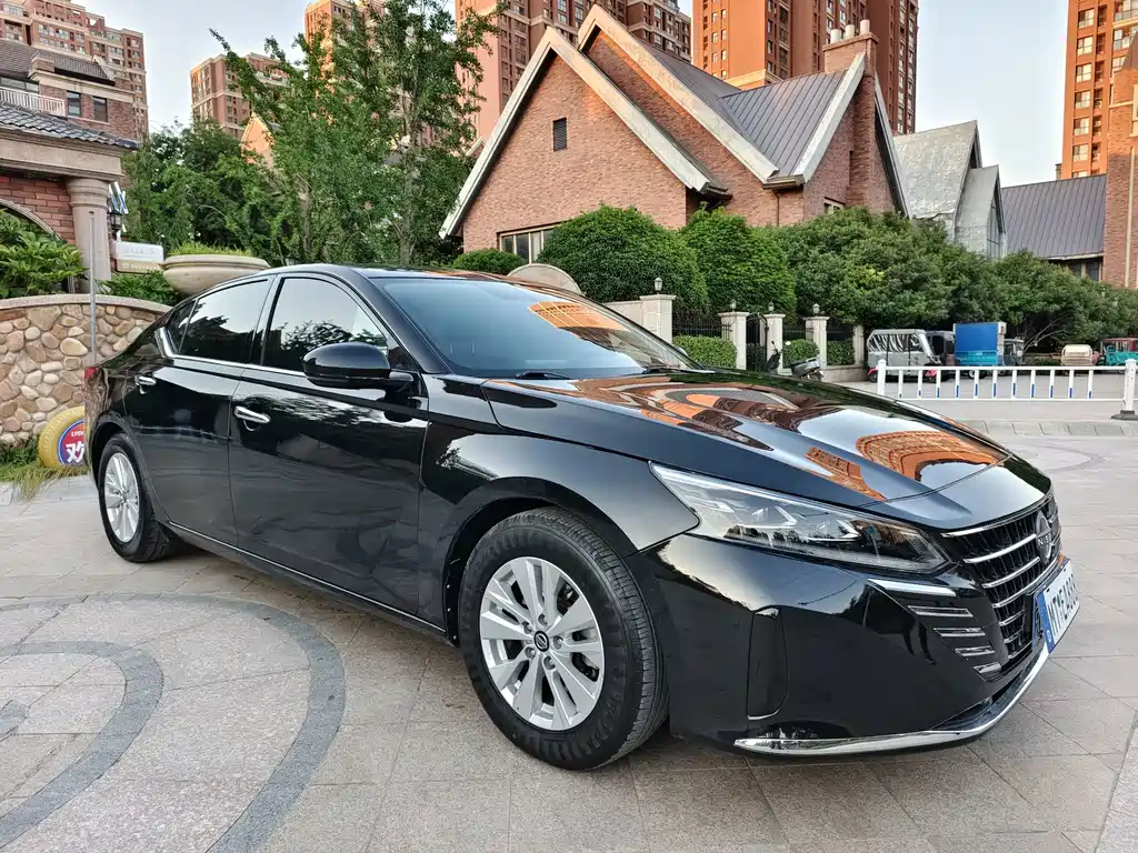 Nissan Teana — фото 2