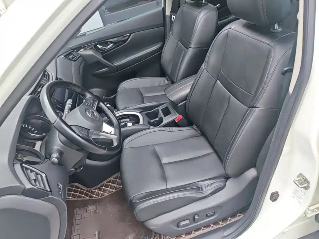 Nissan X-Trail — фото 15