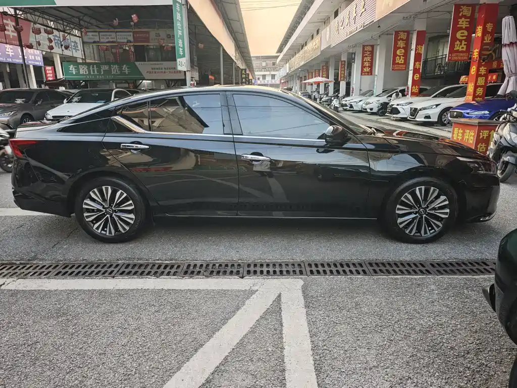 Nissan Teana — фото 4