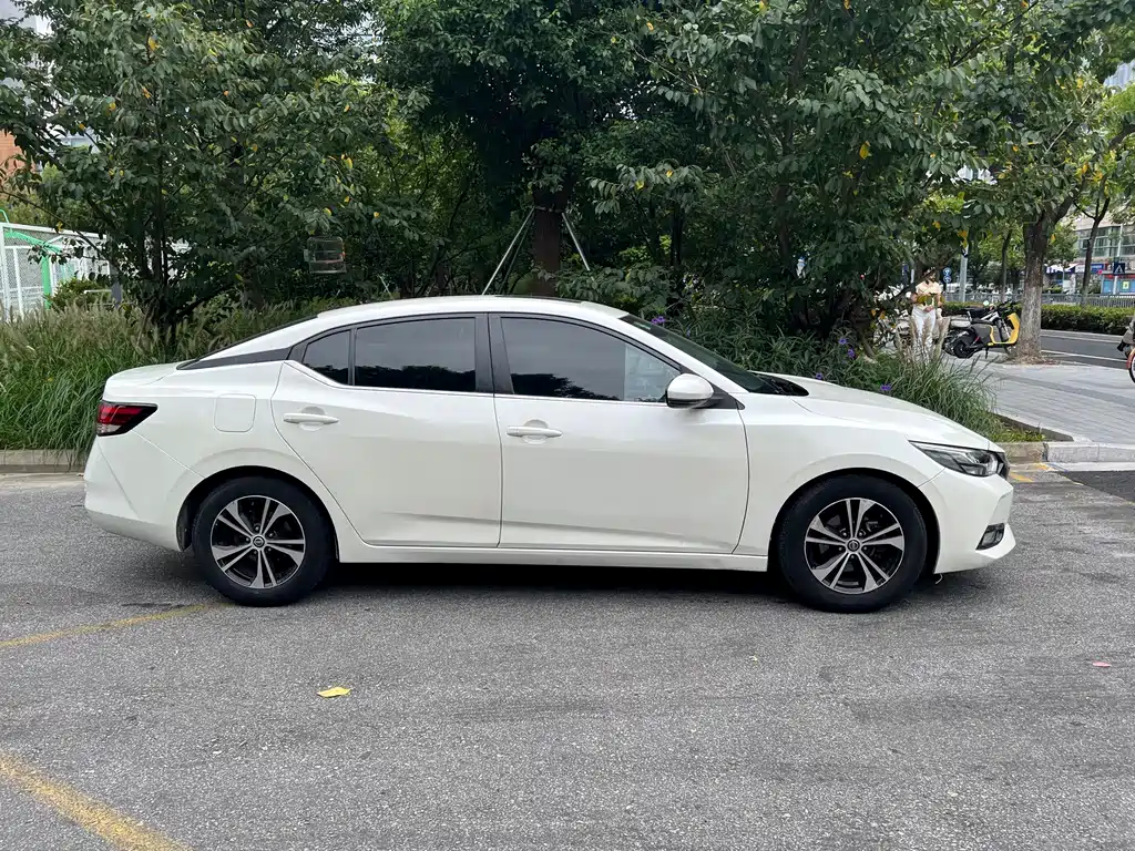 Nissan Sylphy — фото 4