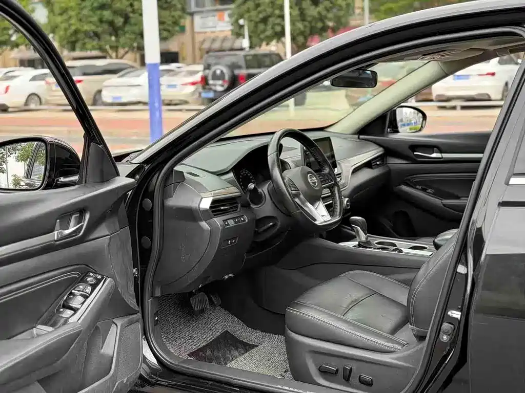 Nissan Teana — фото 4
