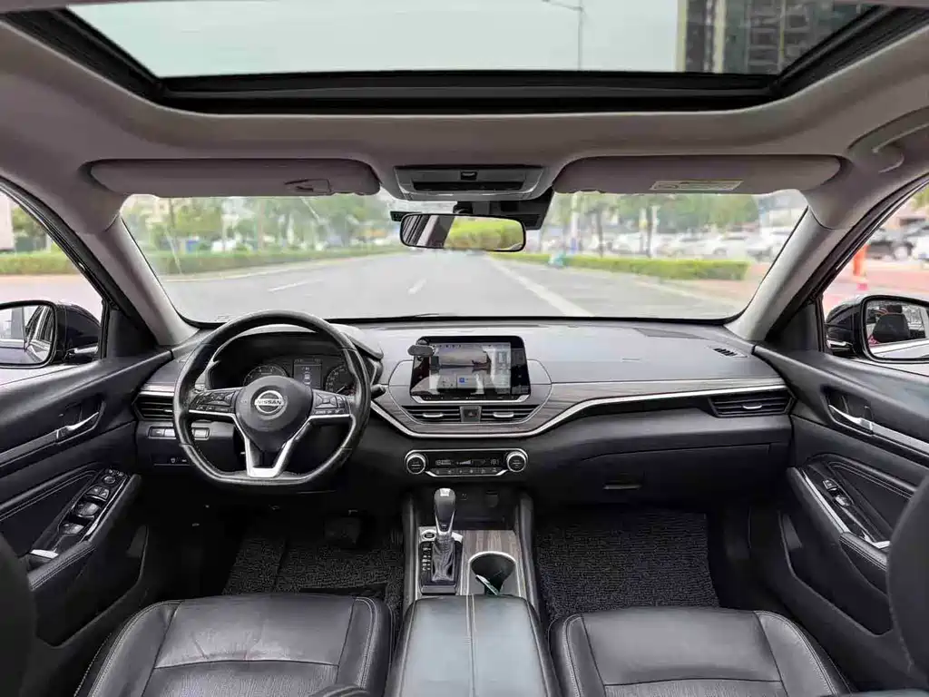 Nissan Teana — фото 5