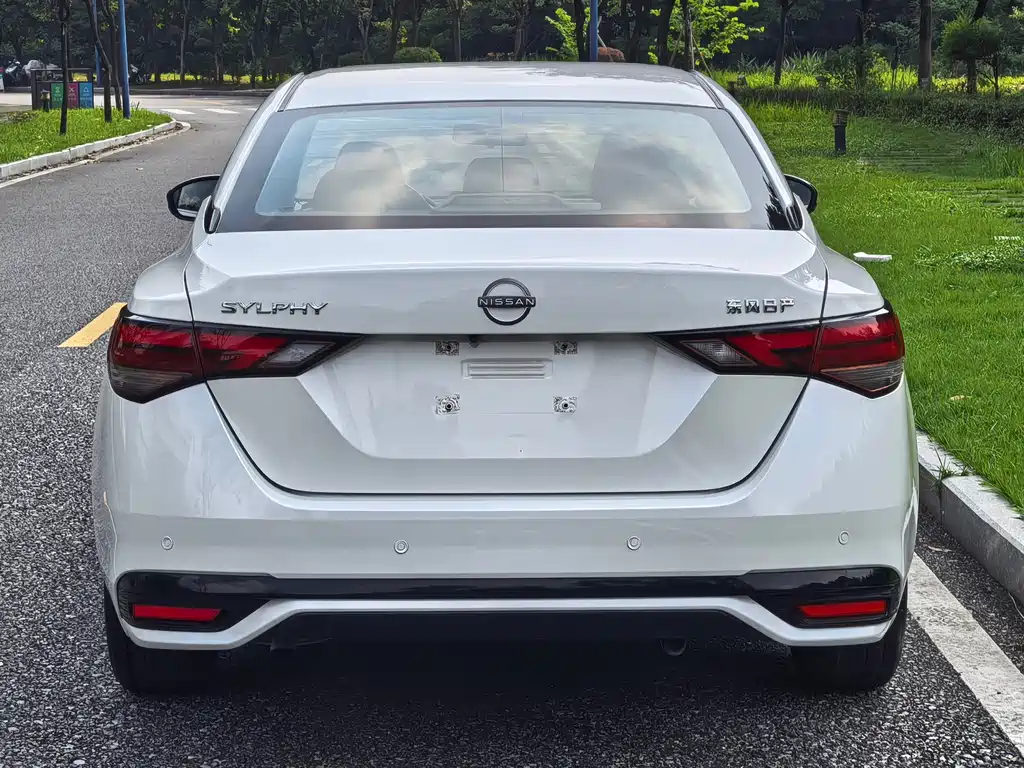 Nissan Sylphy — фото 6