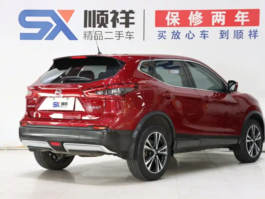 Nissan Qashqai — фото 4