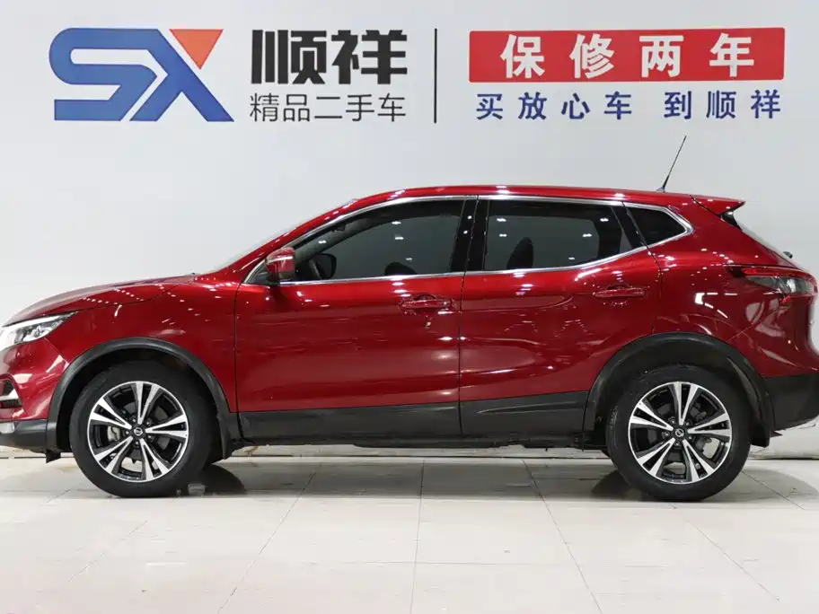 Nissan Qashqai — фото 6