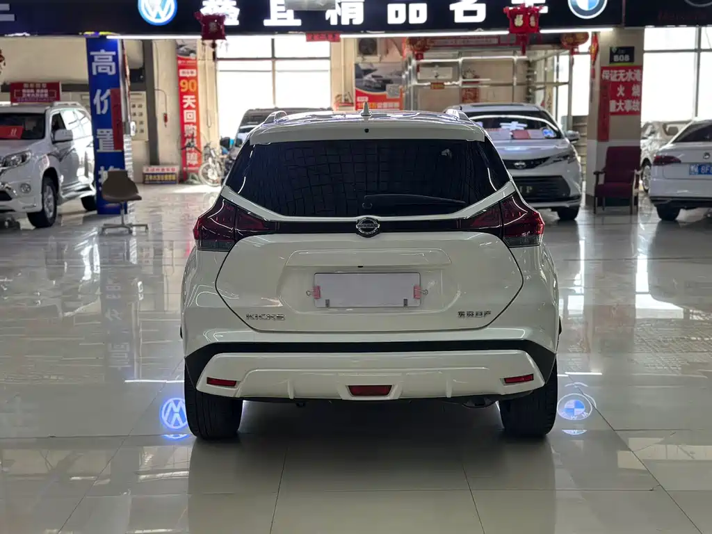 Nissan Kicks — фото 8