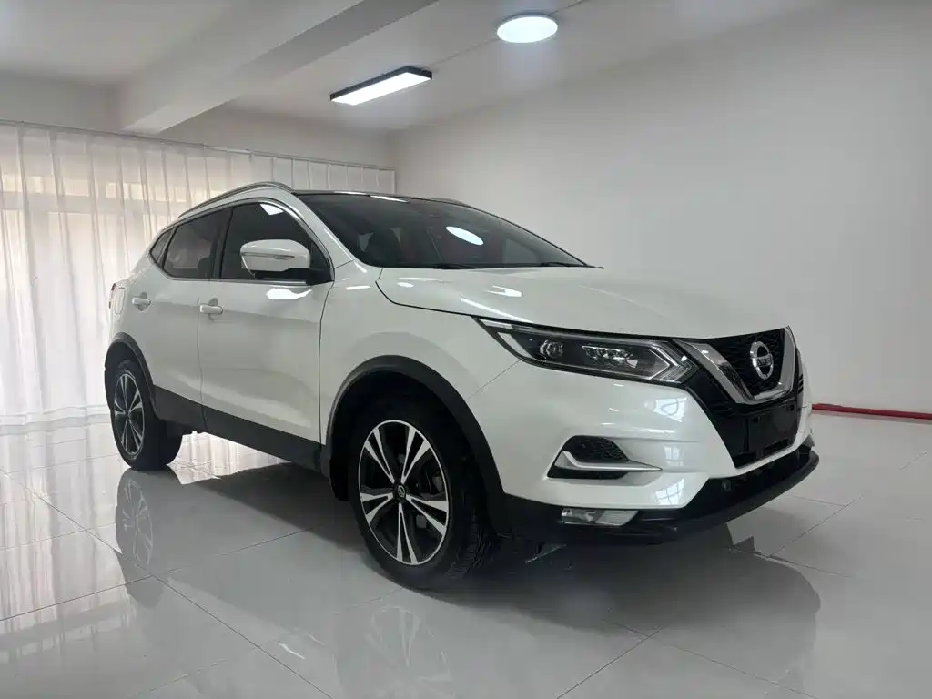 Nissan Qashqai — фото 3
