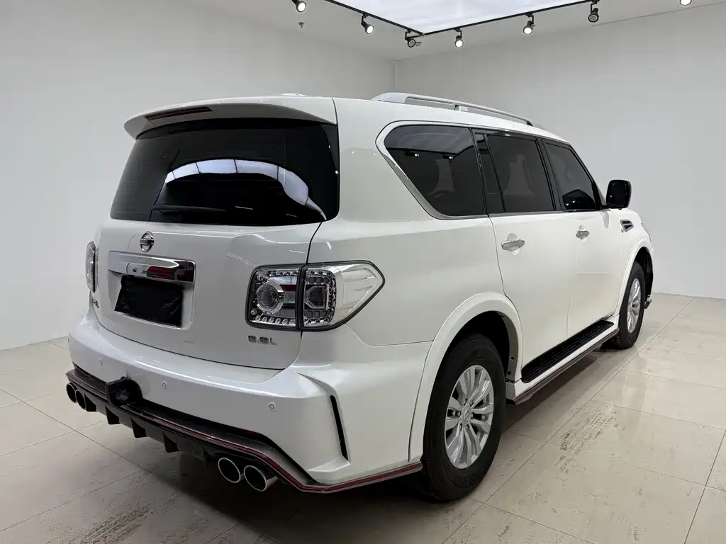 Nissan Patrol — фото 4