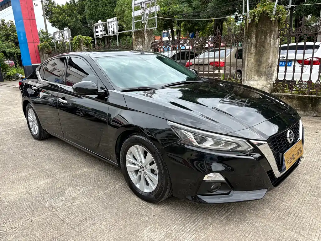 Nissan Teana — фото 3