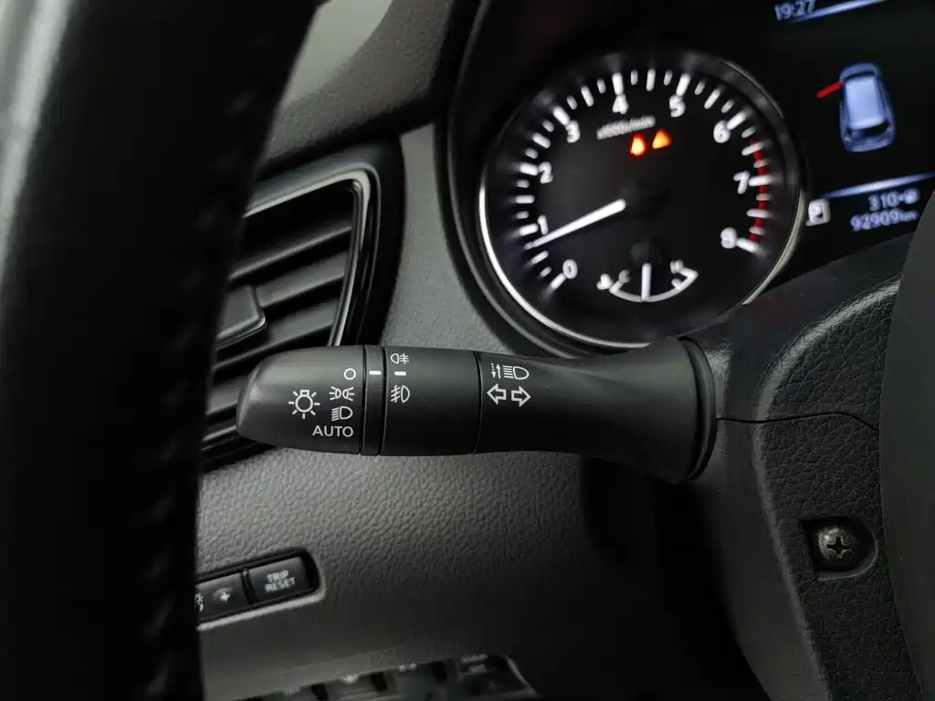 Nissan X-Trail — фото 21