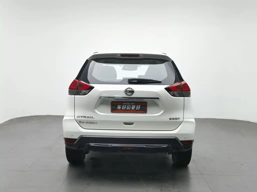 Nissan X-Trail — фото 4