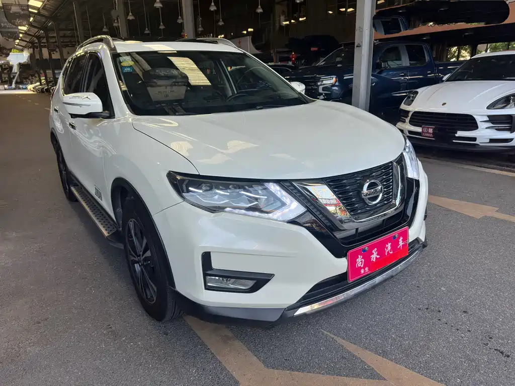 Nissan X-Trail — фото 2