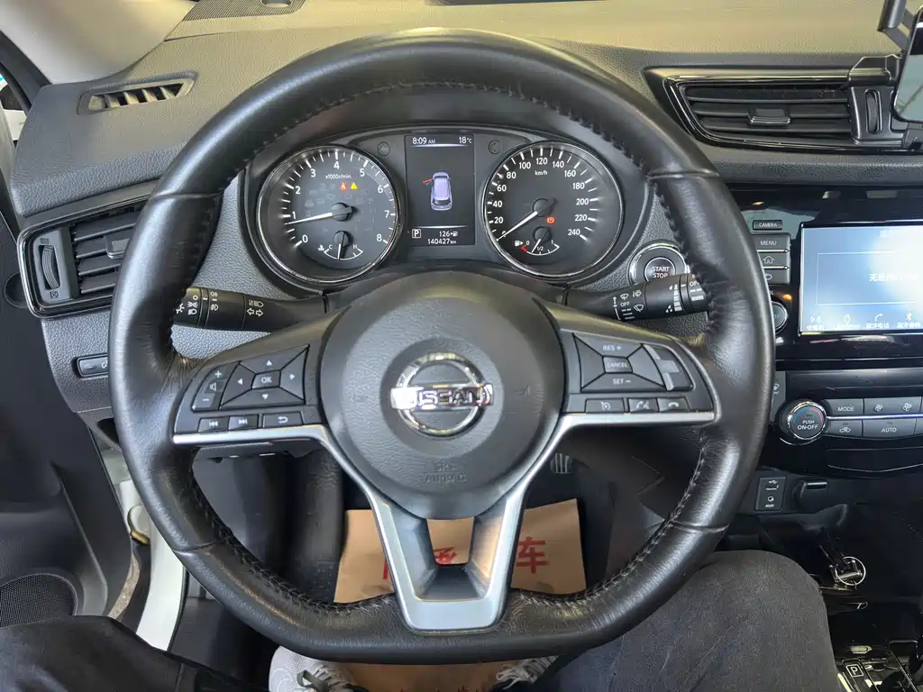 Nissan X-Trail — фото 11