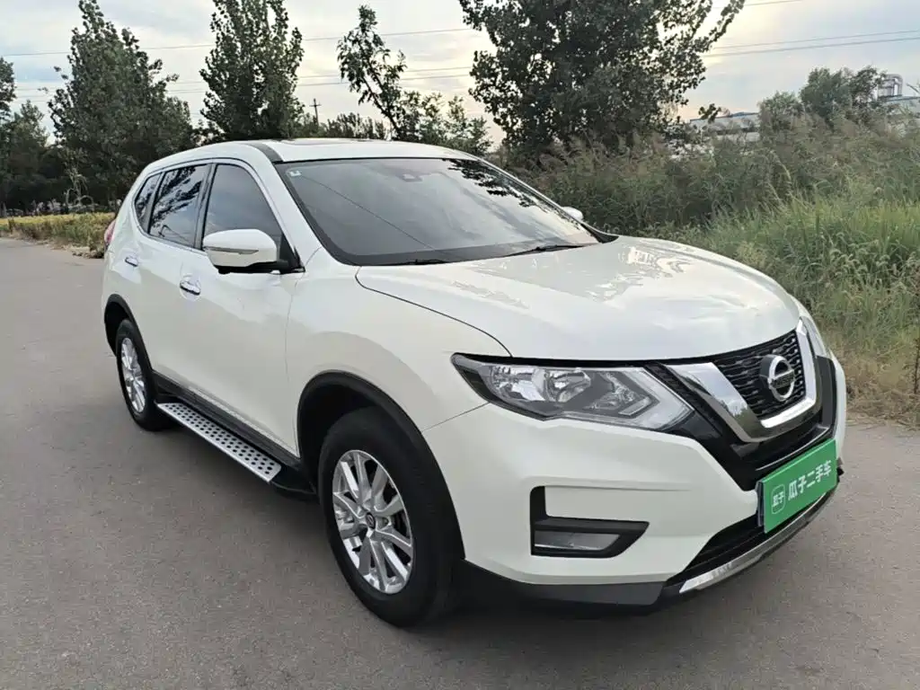 Nissan X-Trail — фото 4