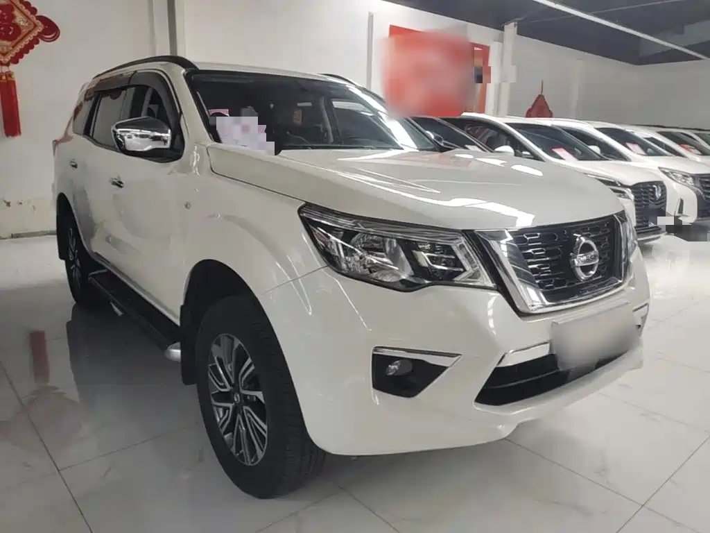 Nissan Terra — фото 4