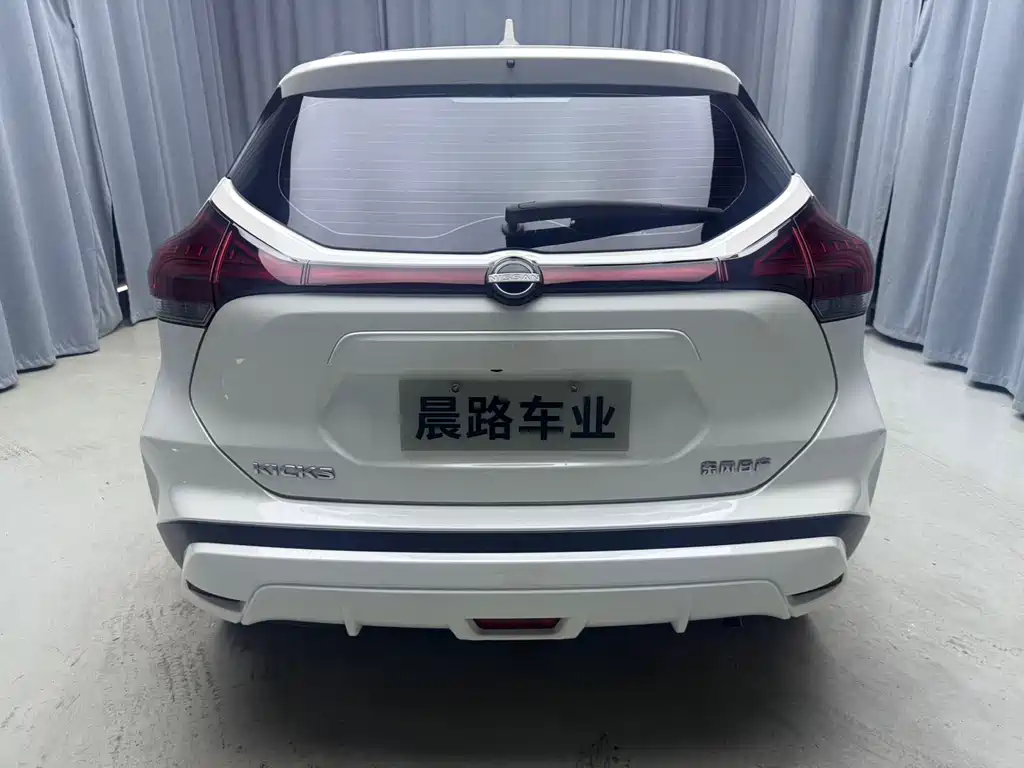 Nissan Kicks — фото 5