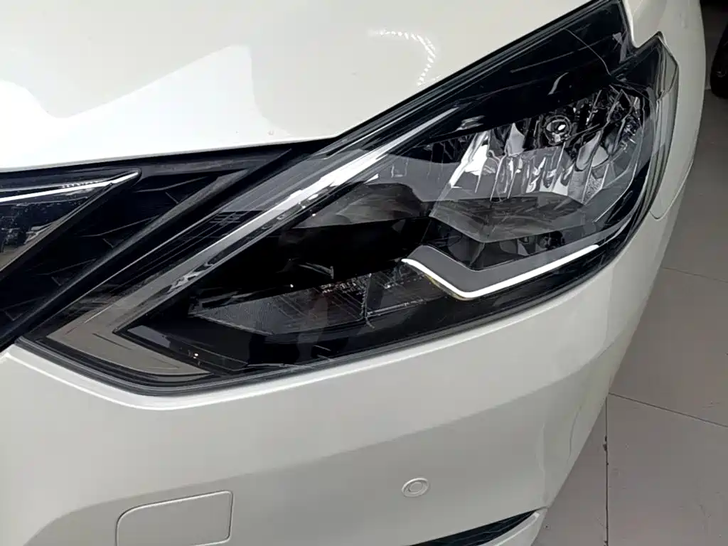 Nissan Sylphy — фото 24