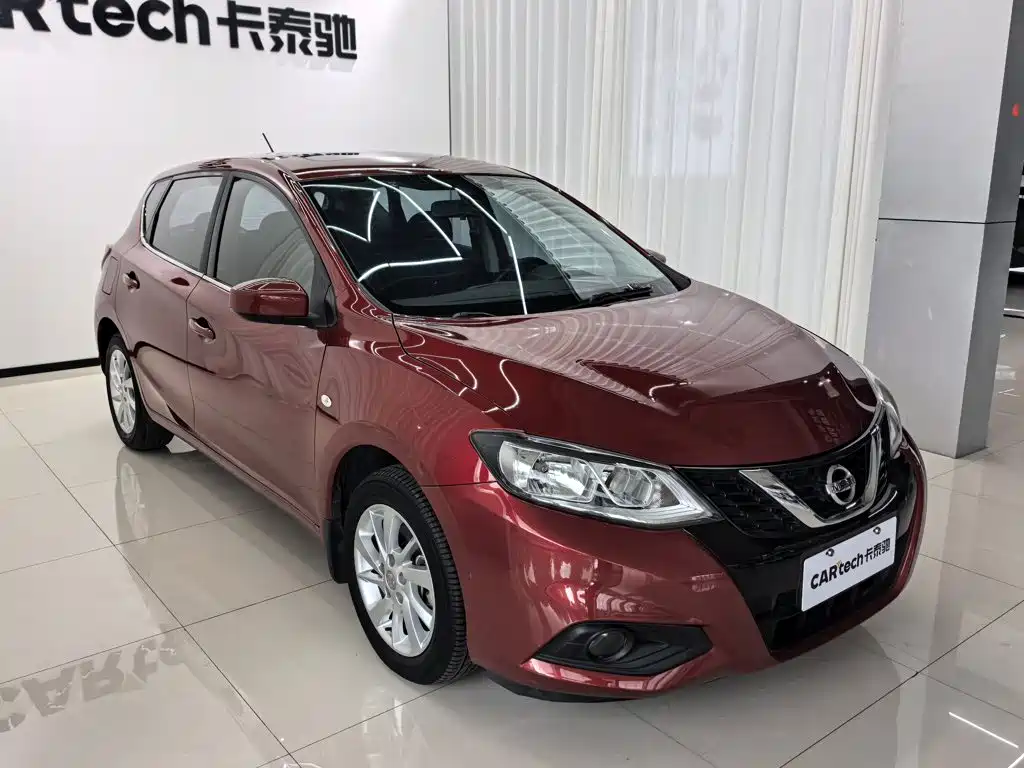Nissan Tiida — фото 3