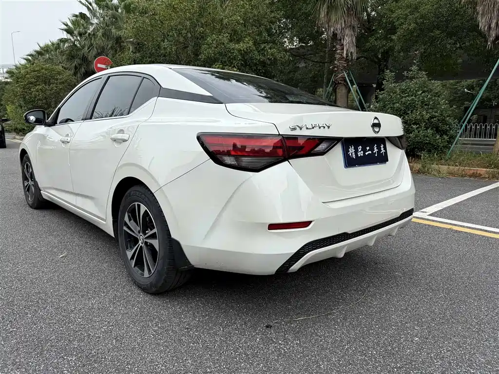 Nissan Sylphy — фото 4