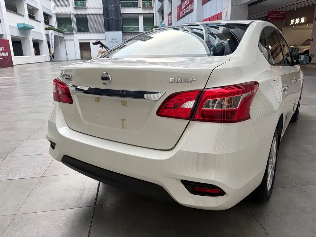 Nissan Sylphy — фото 13