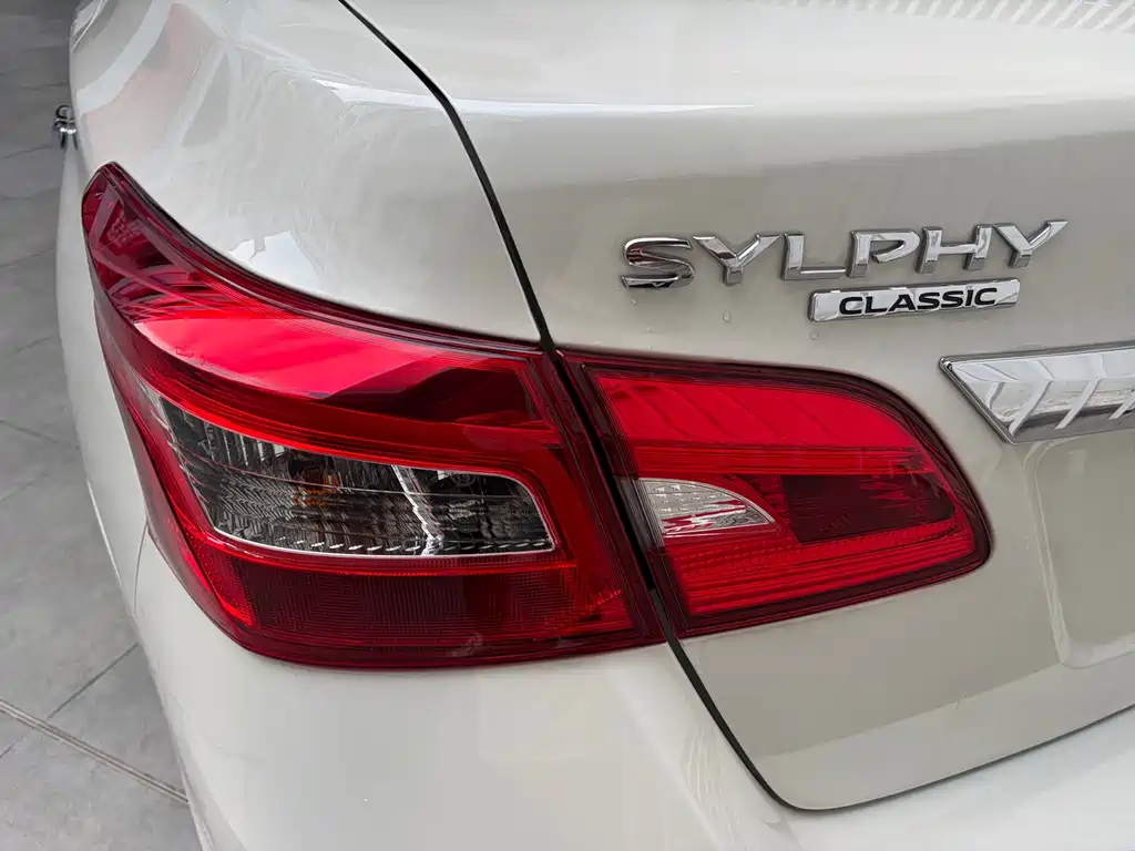 Nissan Sylphy — фото 14