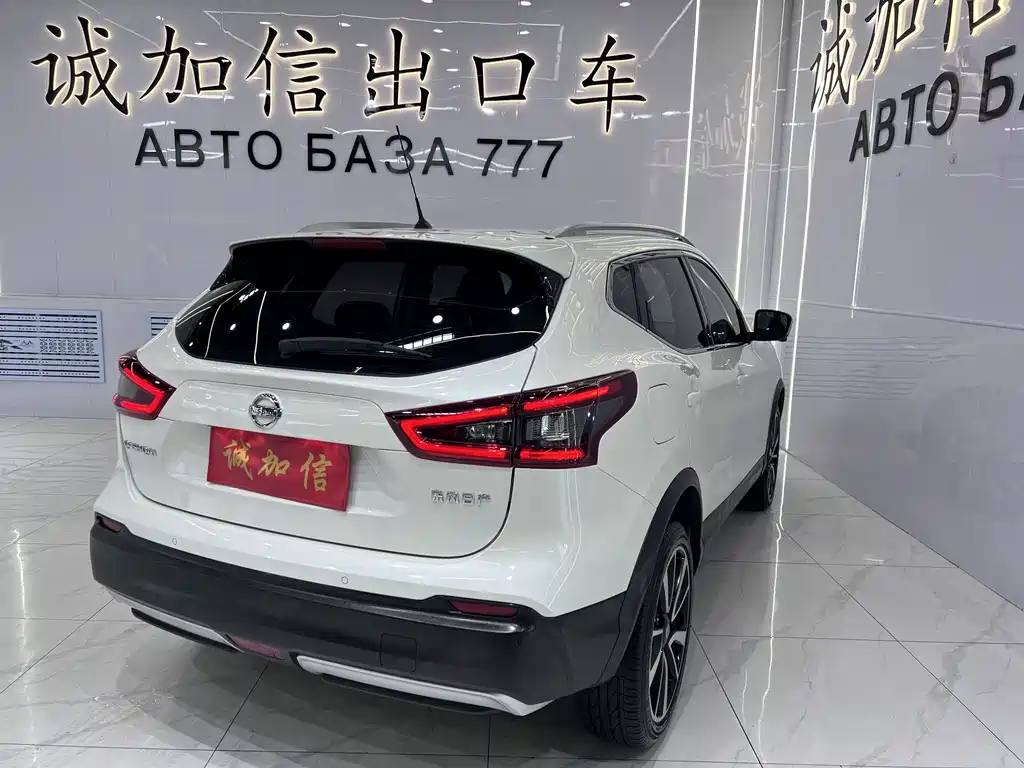 Nissan Qashqai — фото 5