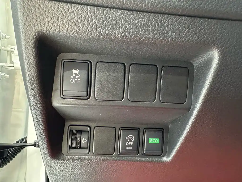 Nissan X-Trail — фото 9