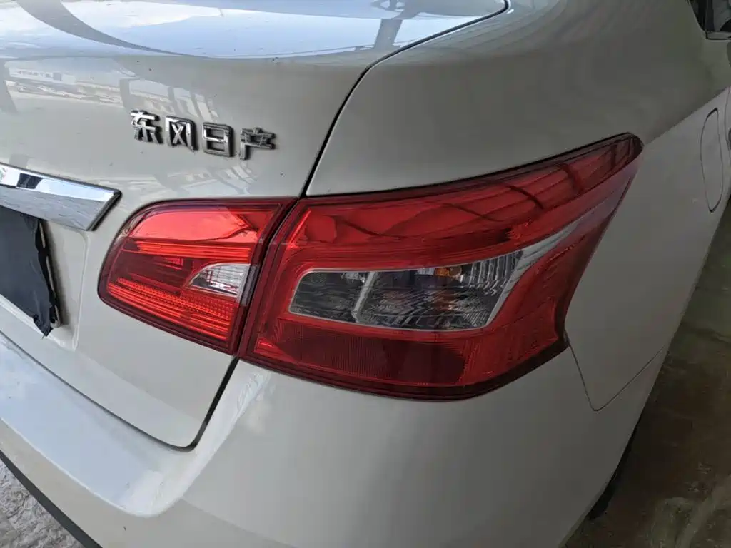 Nissan Sylphy — фото 24