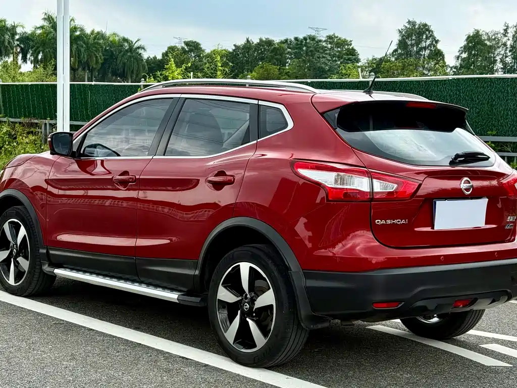 Nissan Qashqai — фото 6
