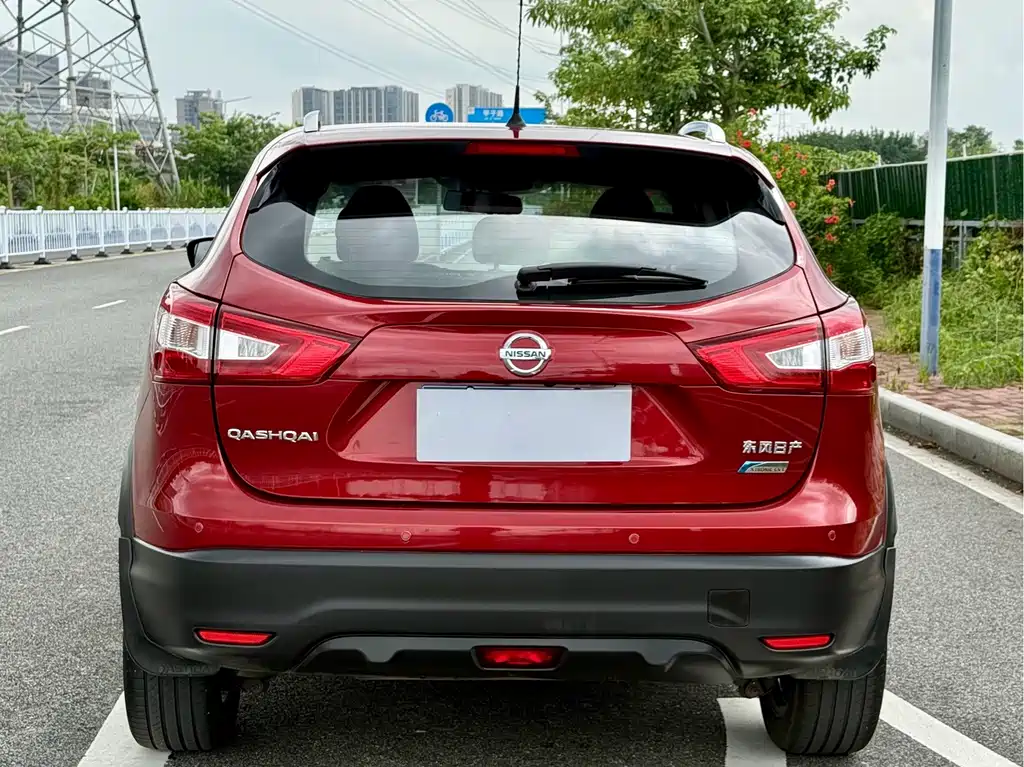 Nissan Qashqai — фото 7