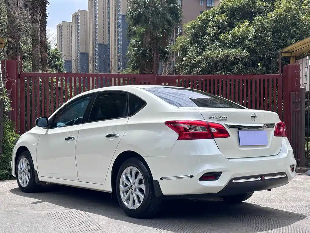 Nissan Sylphy — фото 14