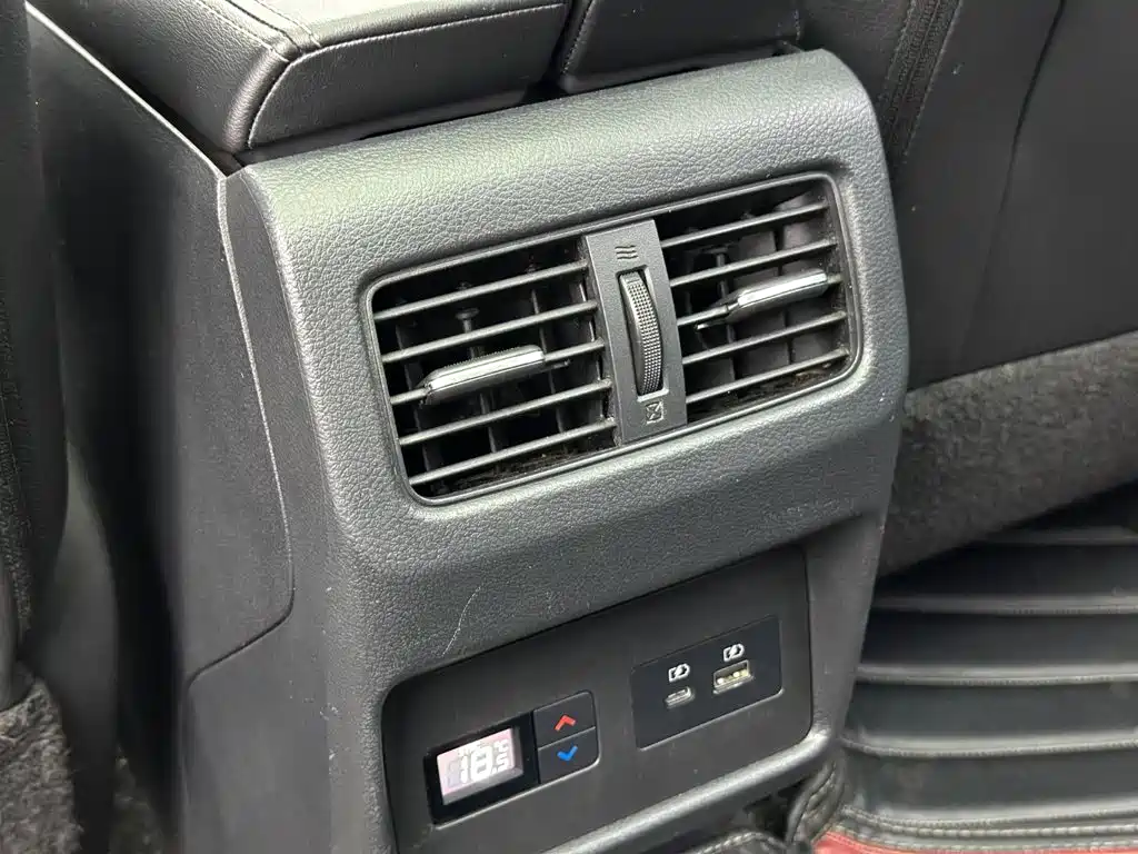 Nissan X-Trail — фото 18
