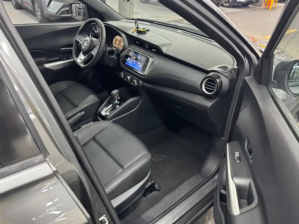 Nissan Kicks — фото 15