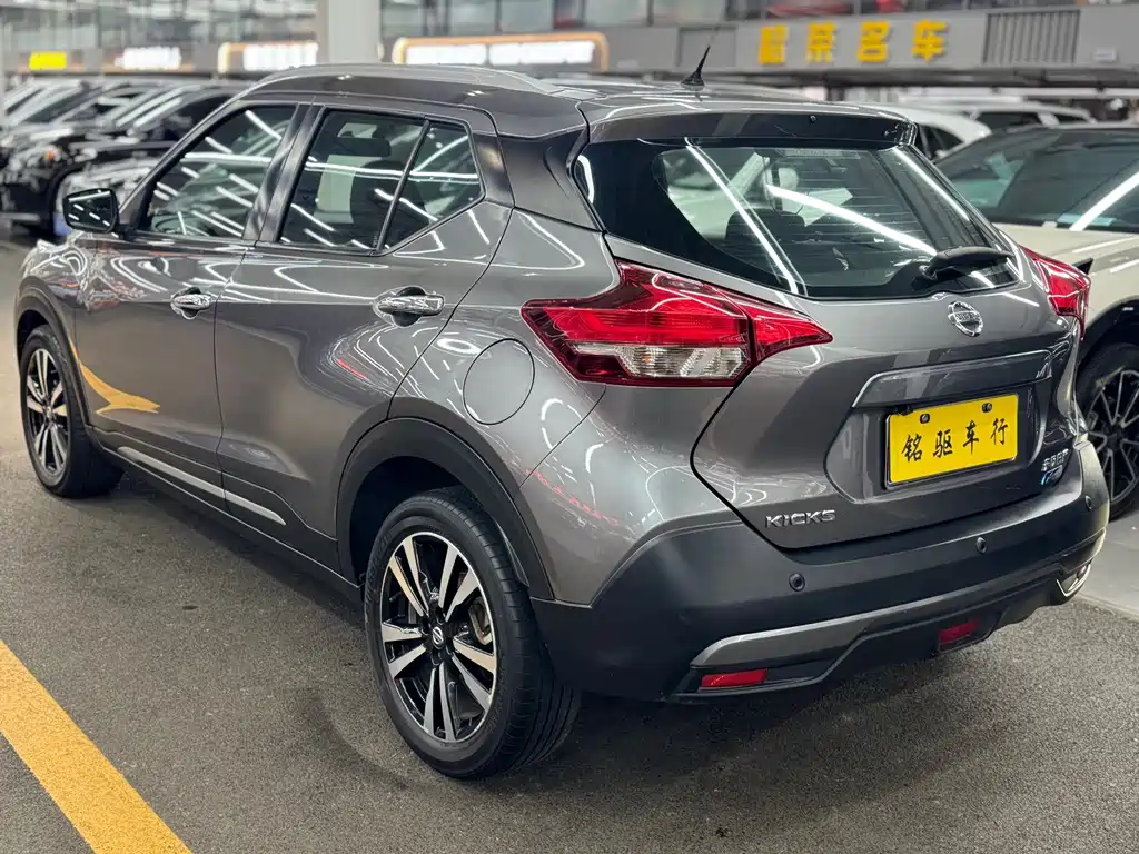 Nissan Kicks — фото 4