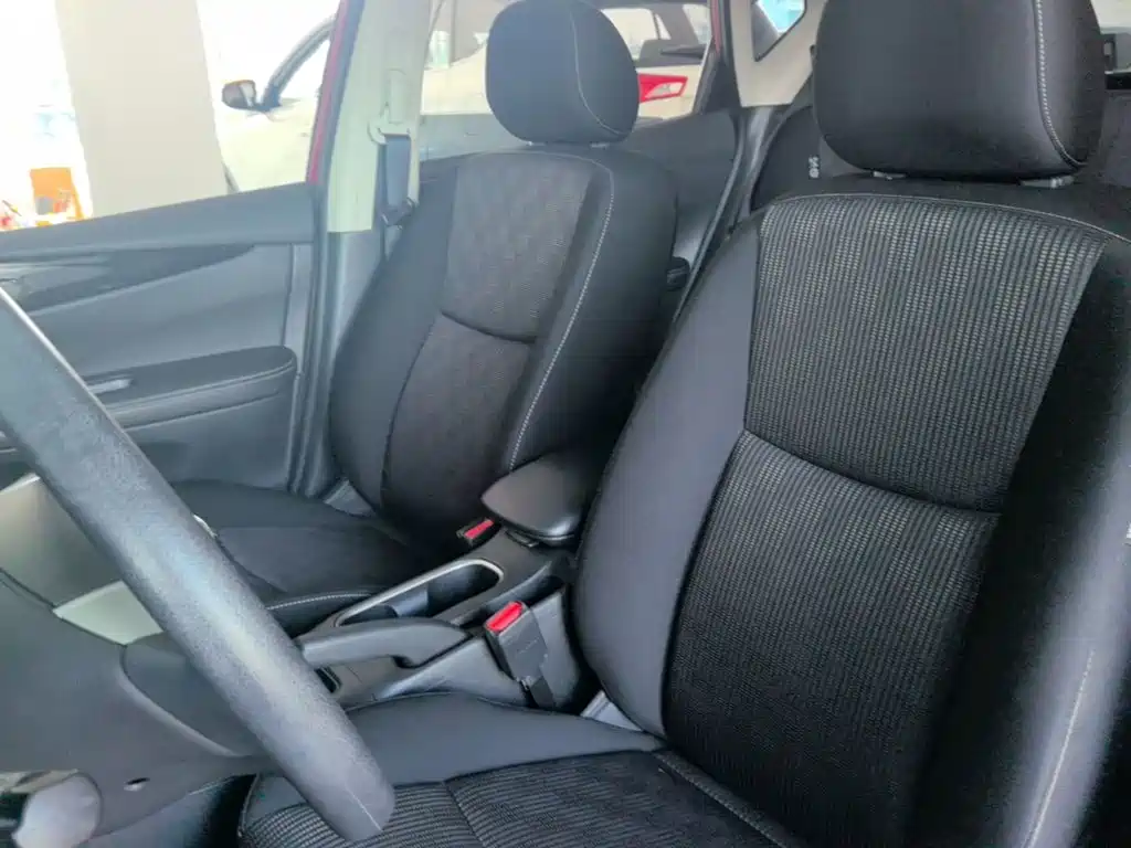 Nissan Tiida — фото 15
