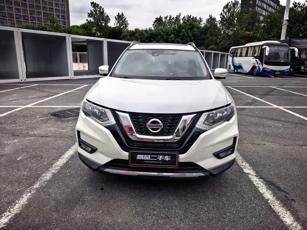 Nissan X-Trail — фото 2