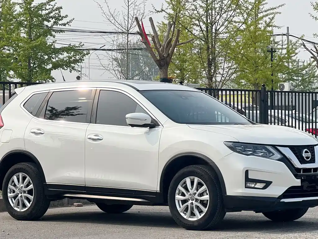 Nissan X-Trail — фото 3