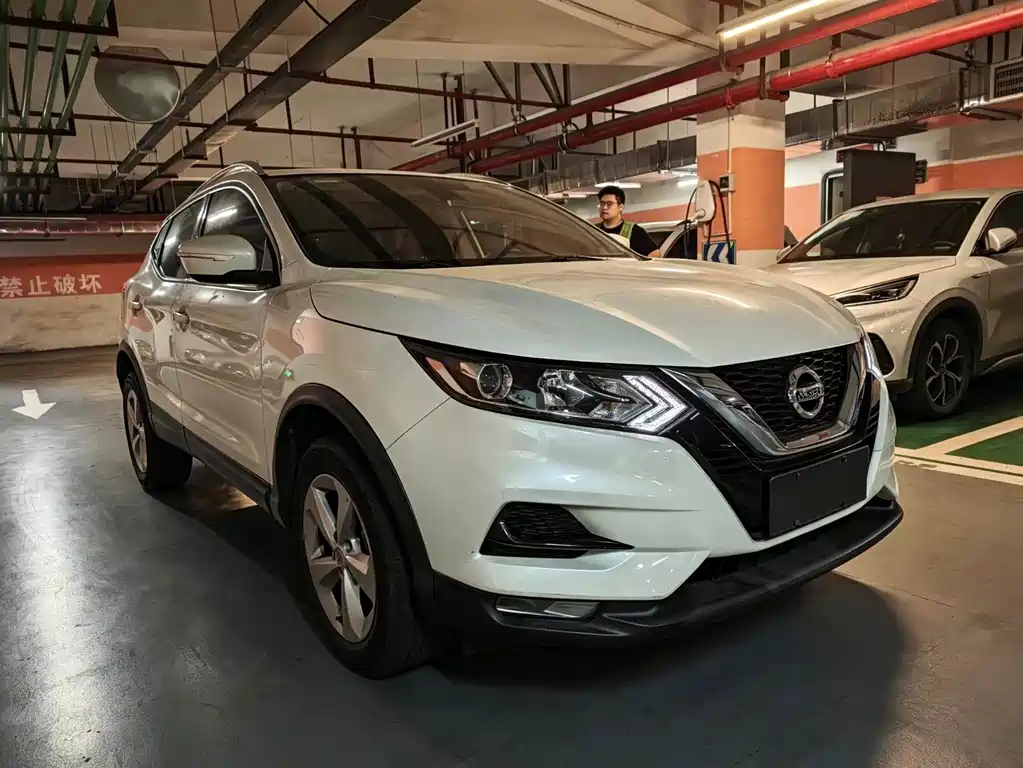 Nissan Qashqai — фото 3